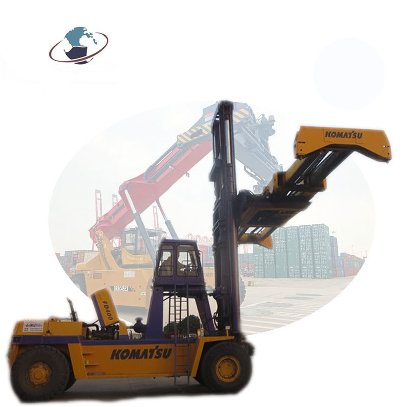 Japan original Komatsu FD400 40ton heavy forklift ,Komatsu port and container lifting truck FD400 in Shanghai Port