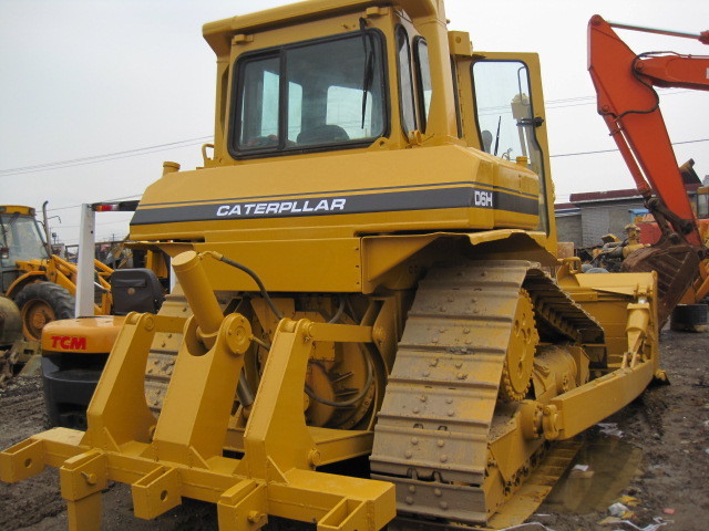 Good Quality Used CAT bulldozer D6H tracked dozer , cheap used CAT D6 crawler bull dozer in China