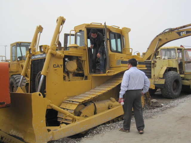 Good Quality Used CAT bulldozer D6H tracked dozer , cheap used CAT D6 crawler bull dozer in China