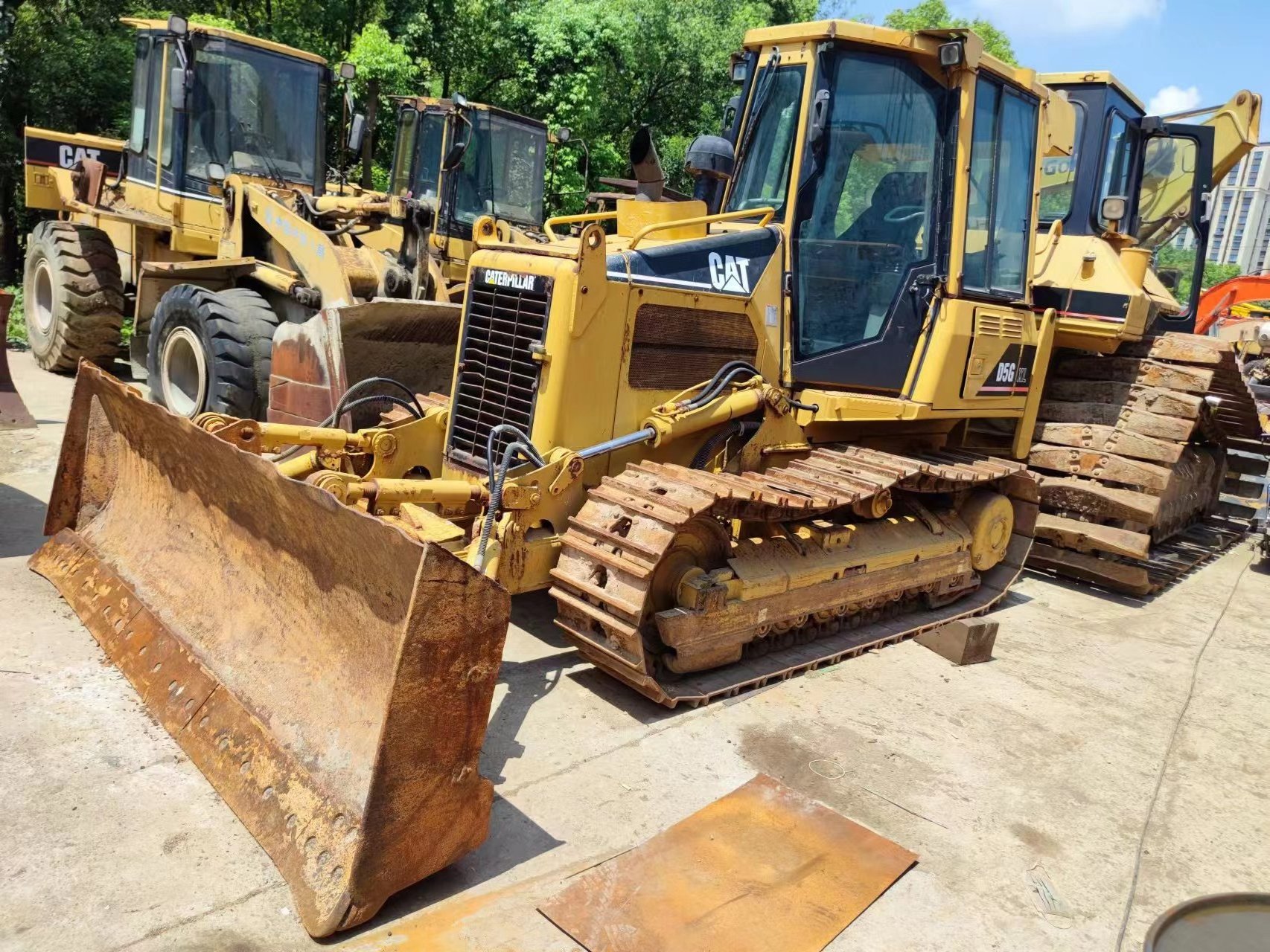 Original painting Caterpillar D5g crawler dozer D5 CAt dozers ,cheap used CAT D5G D5K eath-moving dozer