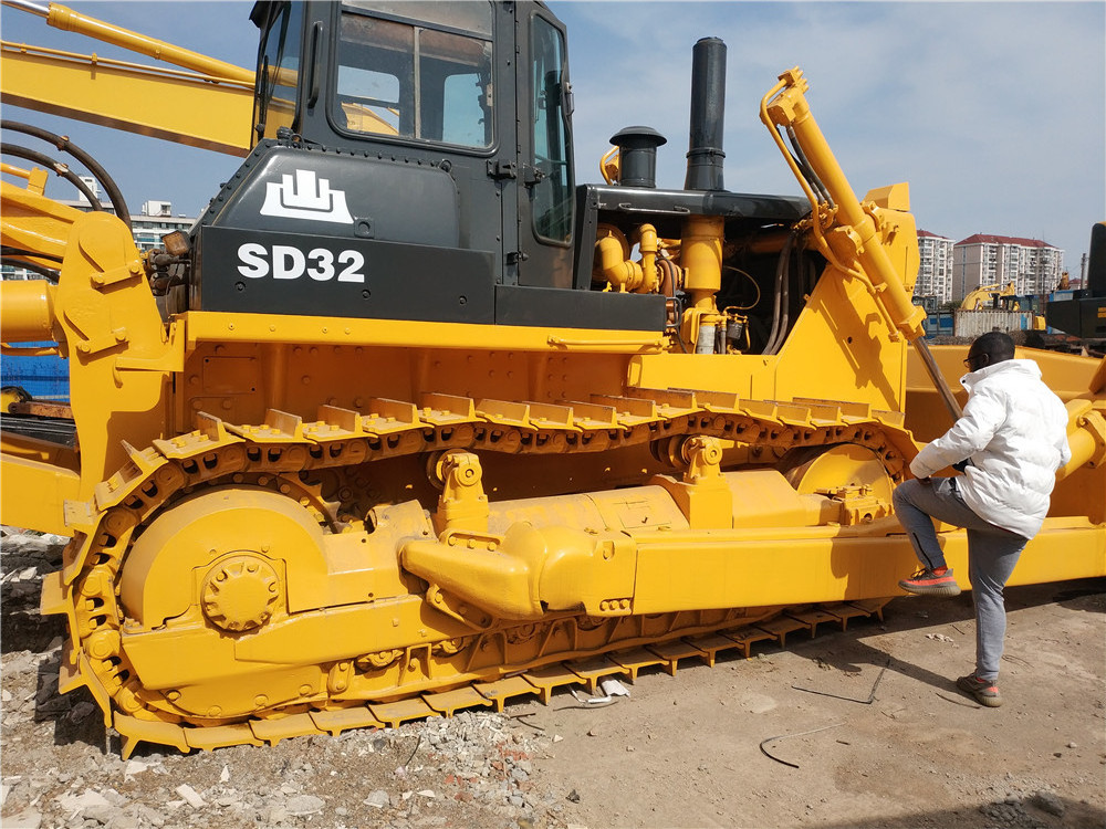 Brand new Shantui SD32 crawler bulldozer cheap price ,Chian made Komatsu-shantui made SD32 large dozer