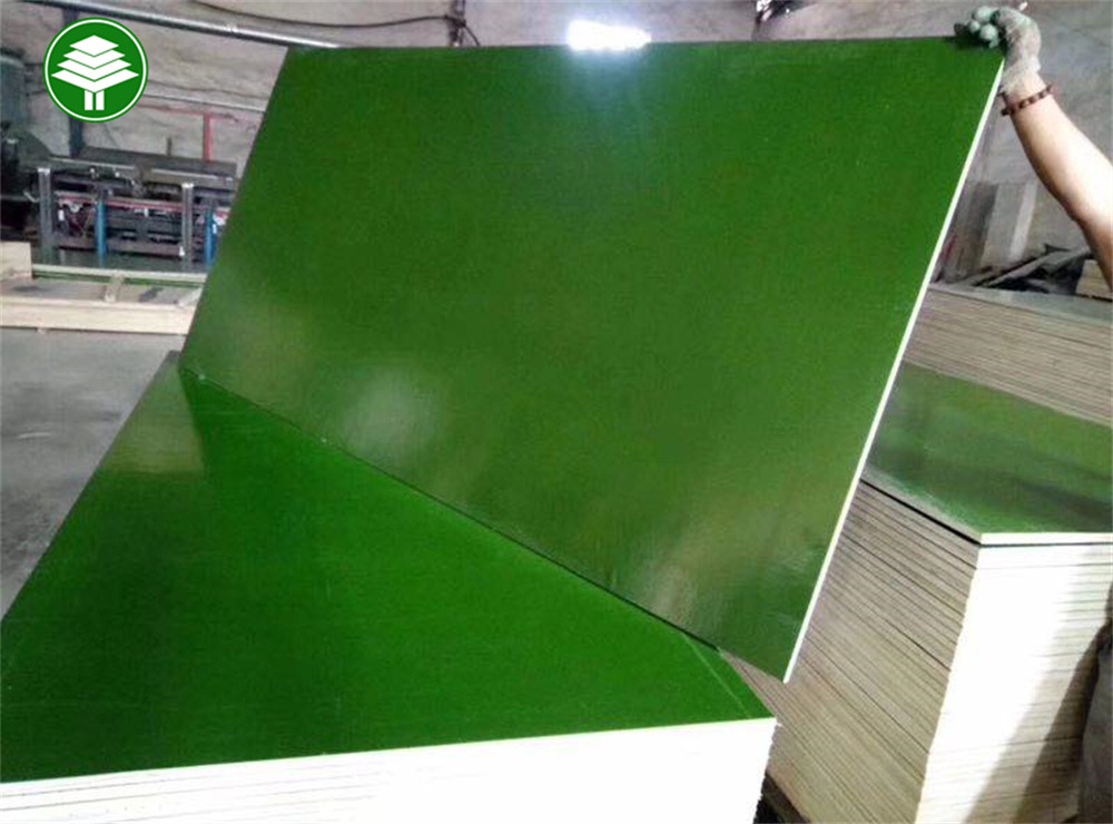 Green color PP PVC plastic coated film faced plywood sheets 4x8 for decking good price manufacturer