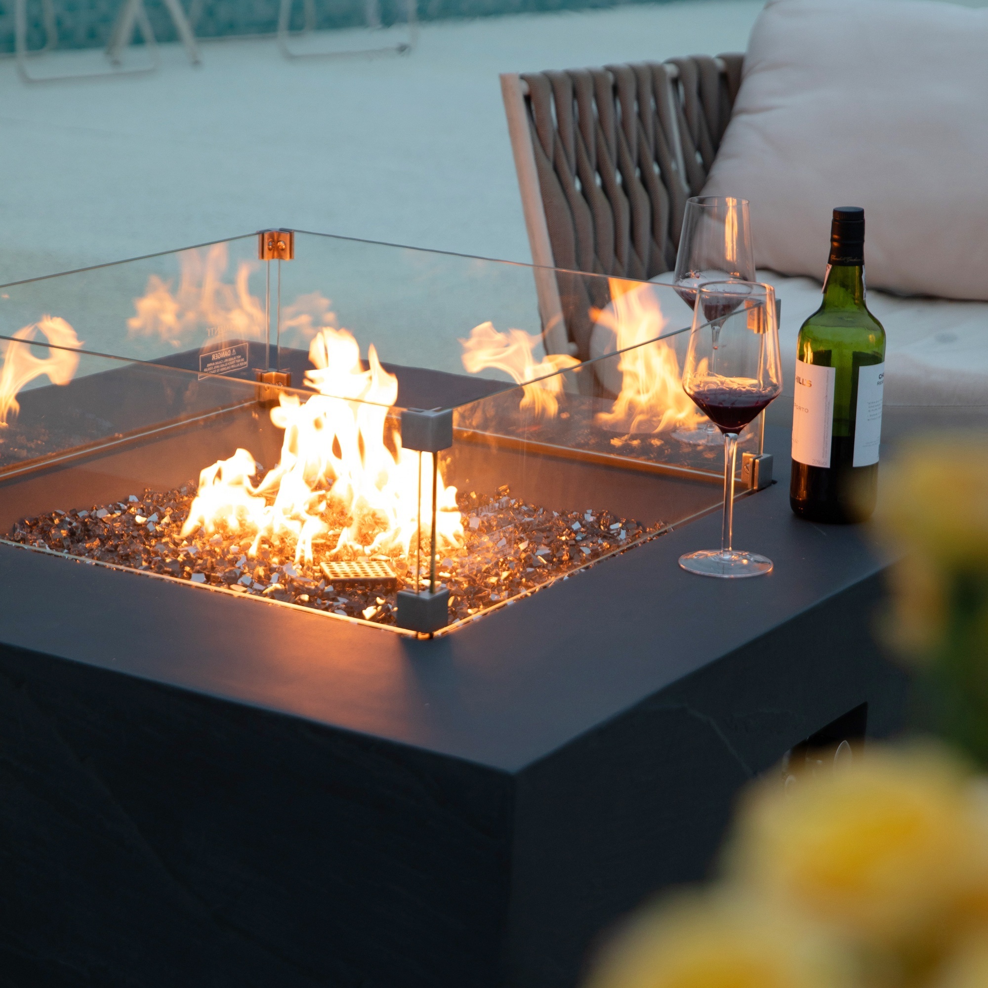 Elementi fire table accessories spark square screen cover fire pit clear tempered glass wind guard