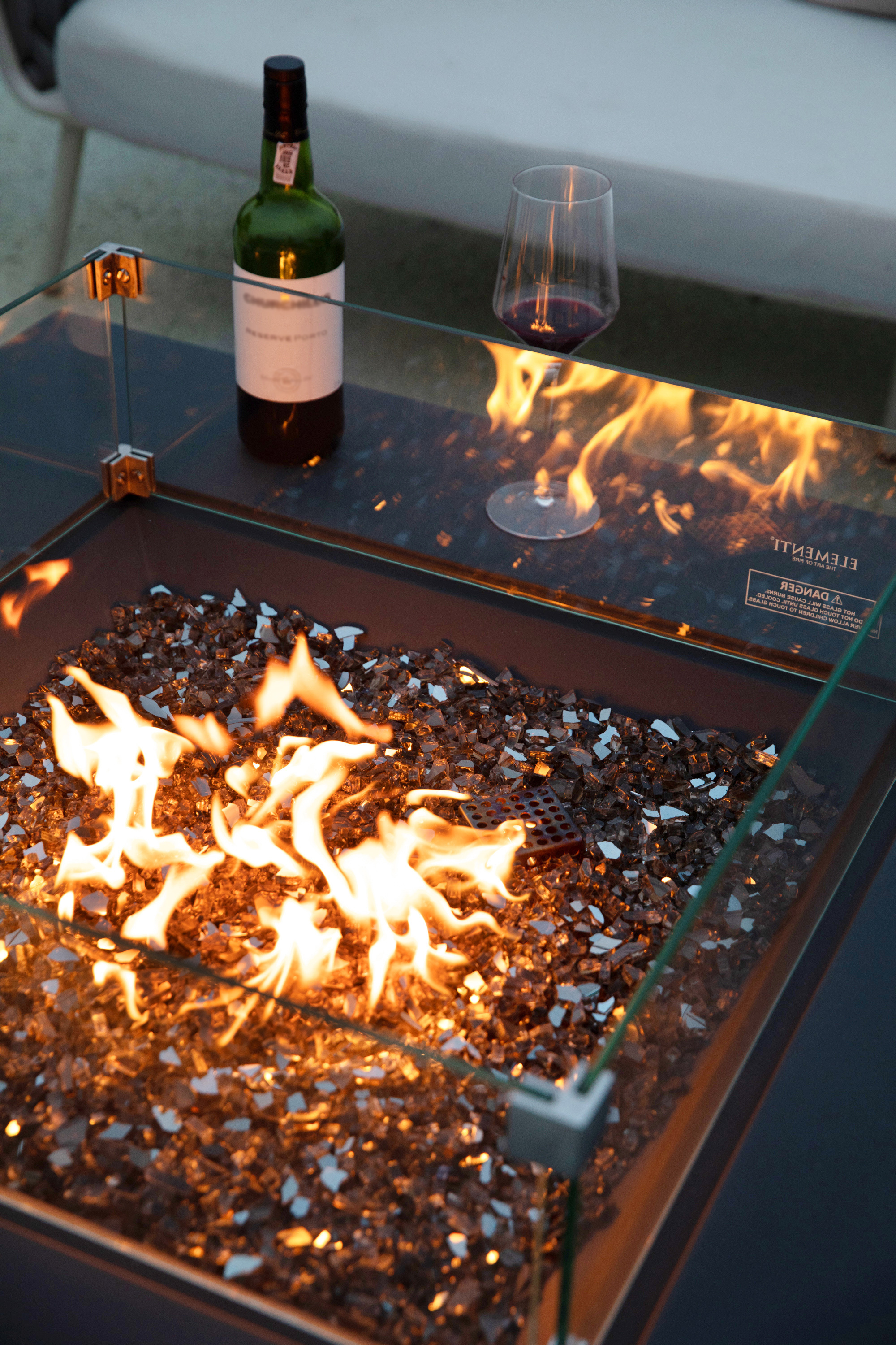 Elementi fire table accessories spark square screen cover fire pit clear tempered glass wind guard