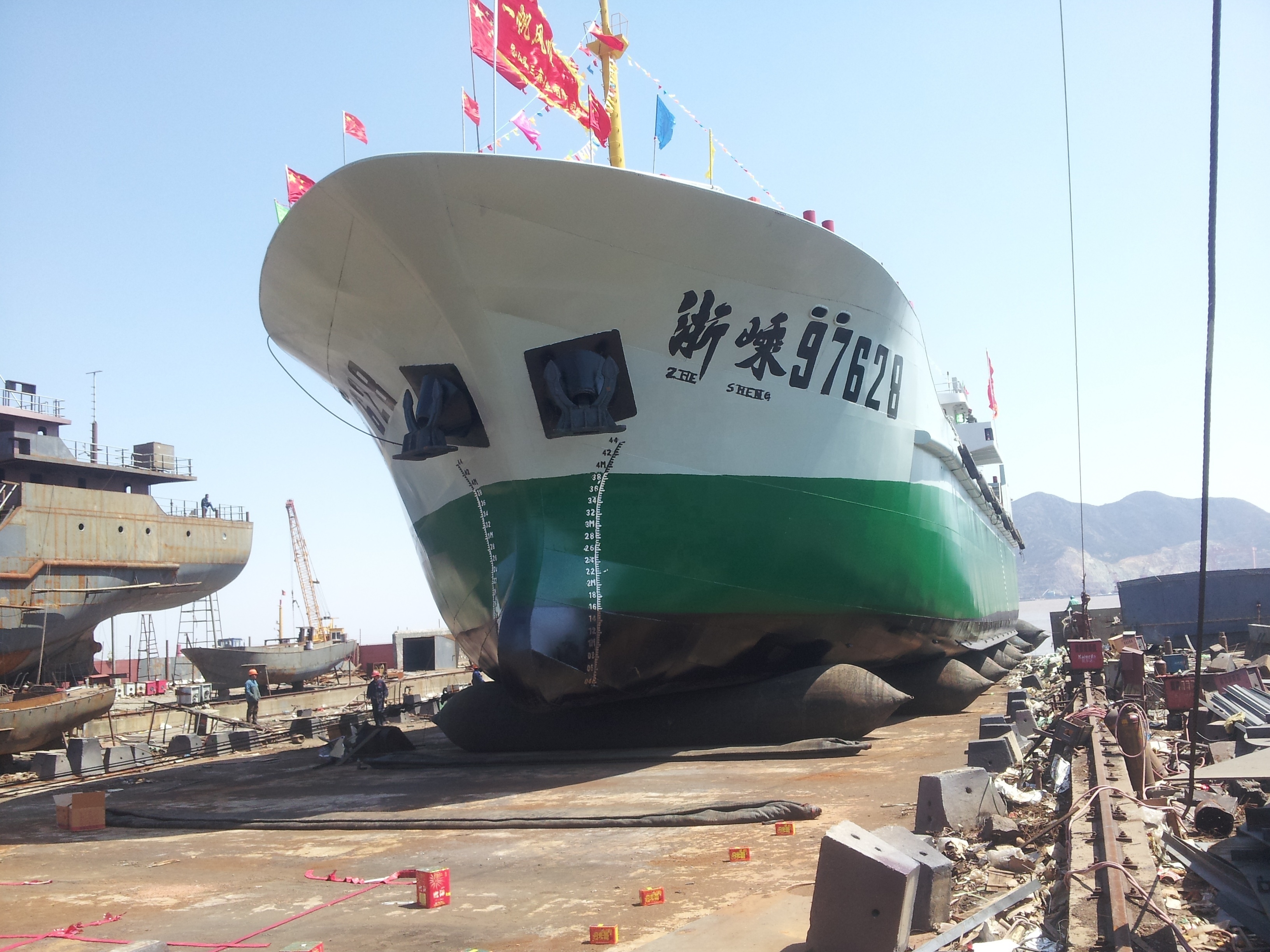 Ship Moving Floating Dock Dry Dock Marine Rubber Airbags Balloons