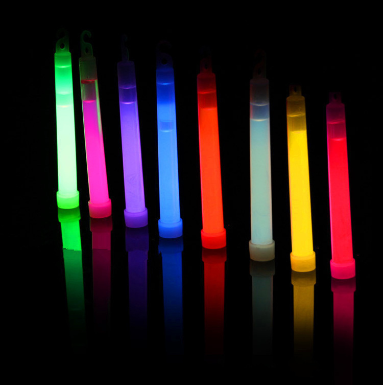 Wholesale LED Flashing Light Stick Glow Sticks for Parties Camping Weddings and Concerts Night Time Party Decorations