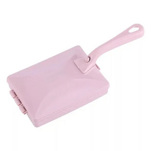 New style Carpet Bed Sheets Sweeping Cleaning Brush with Handle Clothes Lint Remover Plastic Dust Brush for Clothing