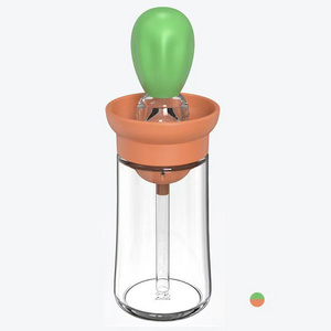 Hot Selling Oil Kitchen Bottle Cooking Oil Spray Bottle Glass Olive Oil Dispenser with Brush 2 in 1 Design for Kitchen