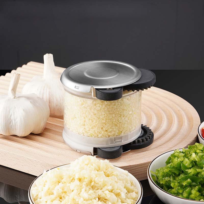 Kitchen gadget Manual Garlic Mincer Chopper Rolling Twister Crusher Roller With Wheel