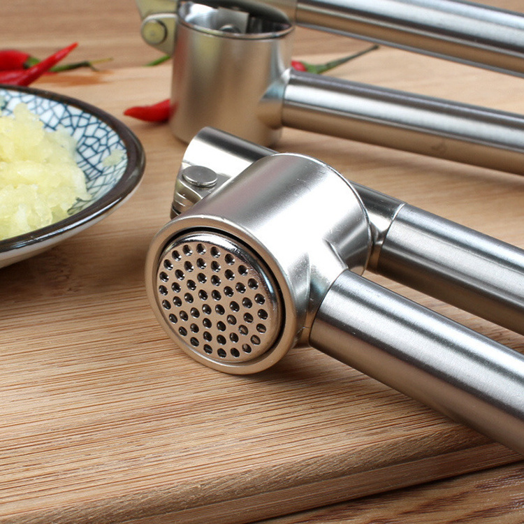 New products Kitchen tool Easy to Squeeze and Clean durable stainless steel garlic crusher peeler chopper press