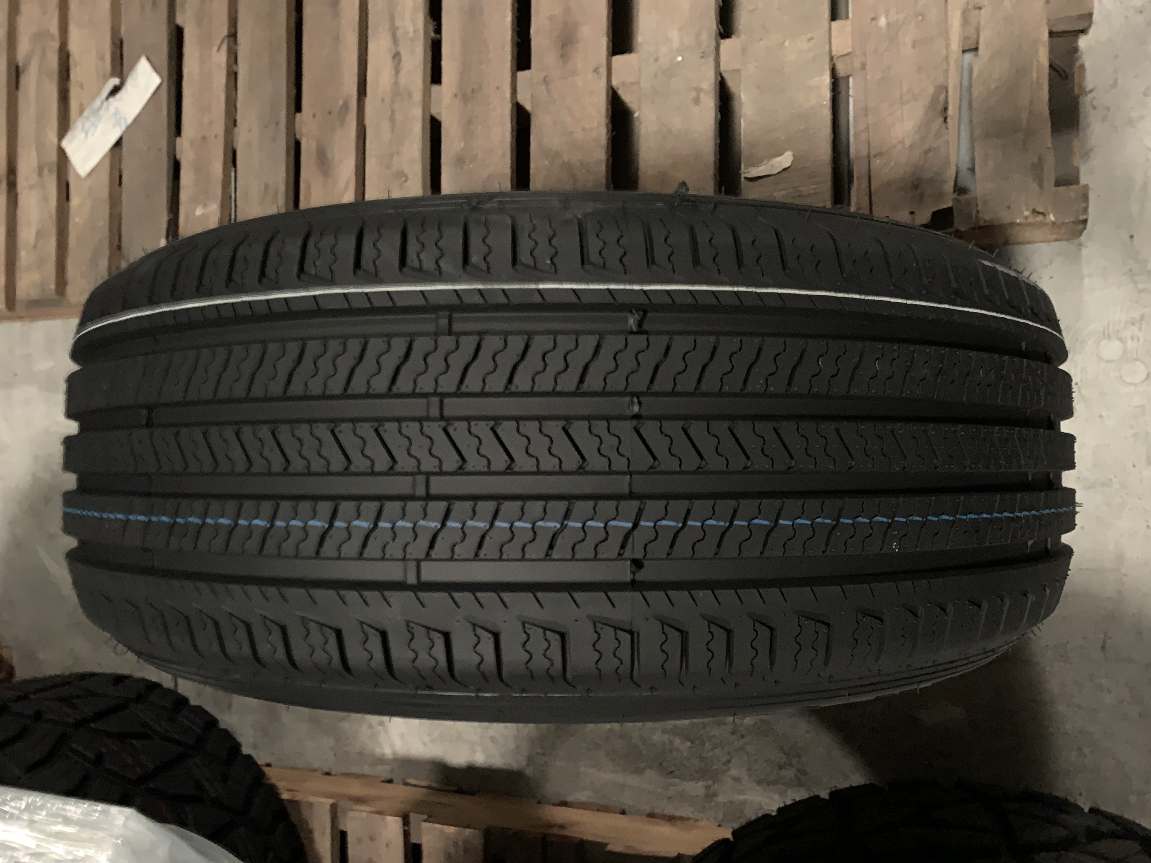 all season radial tire car tyre low prices of new tubeless car tire 265/70R18 265/70/18 265 70 18 265/70 R18 265-70R18 265-70-18