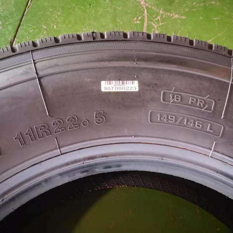 SUPERMEALLIR/MAXWIND/Tosso brand truck tires 11R22.5 11R24.5 with high quality and good price