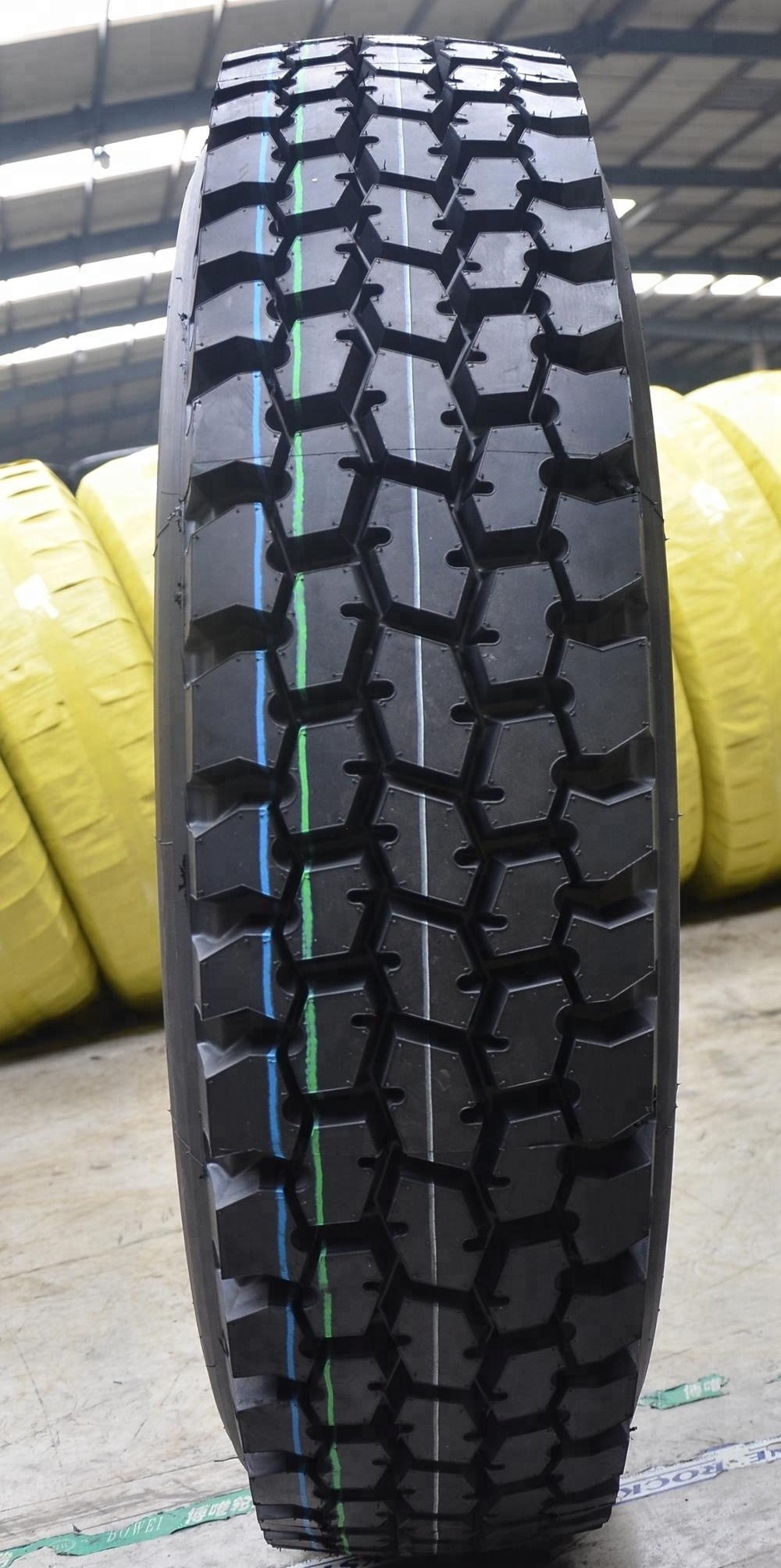 container new wholesale semi 11r 22.5 truck tires in miami