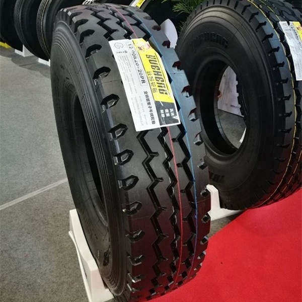 YUEHENG Tire Factory Direct Truck Tires 900R20 9.00R20 900-20 900/20 900X20