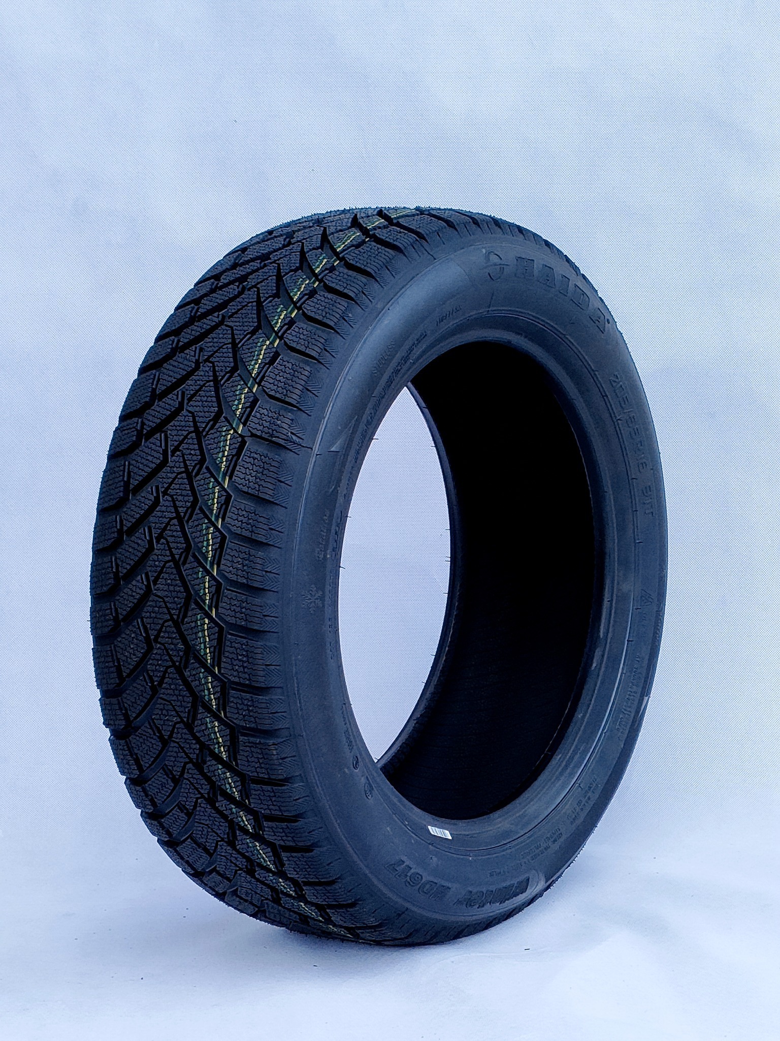 HD617 HAIDA New technology 235/40r19 stock auto radial car winter tires size 14 inch for car made in china