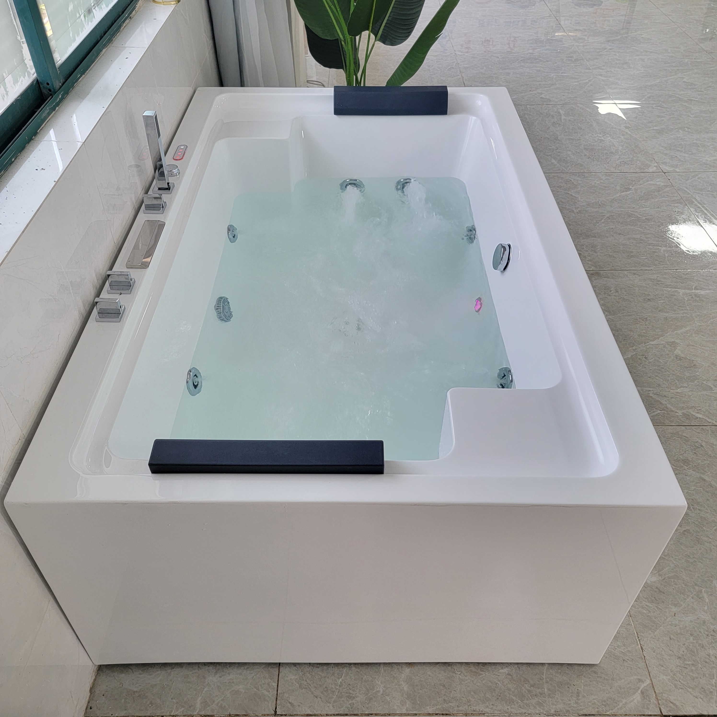 Luxury 2 person acrylic bathtub spa massage bathtub for bathroom