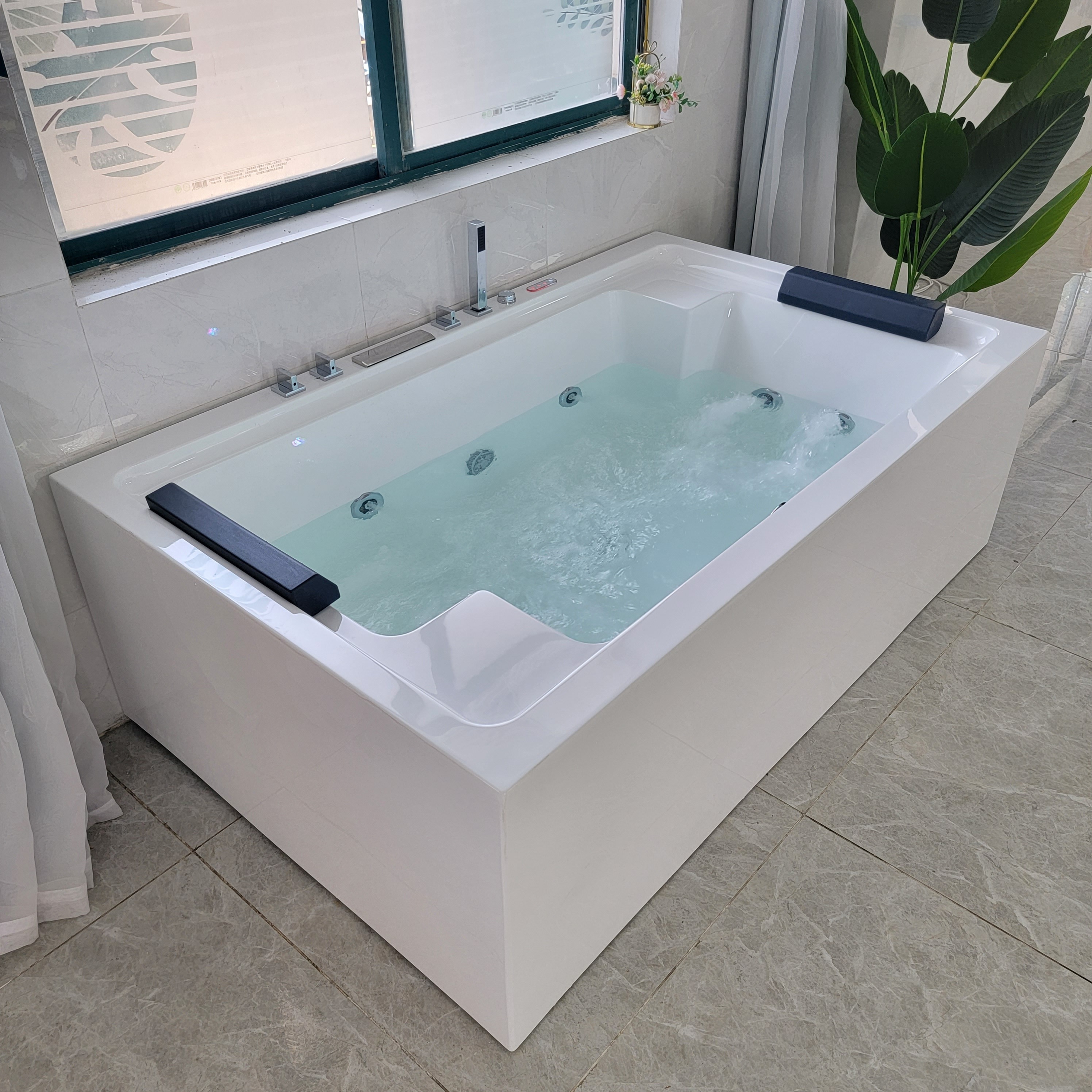 Luxury 2 person acrylic bathtub spa massage bathtub for bathroom