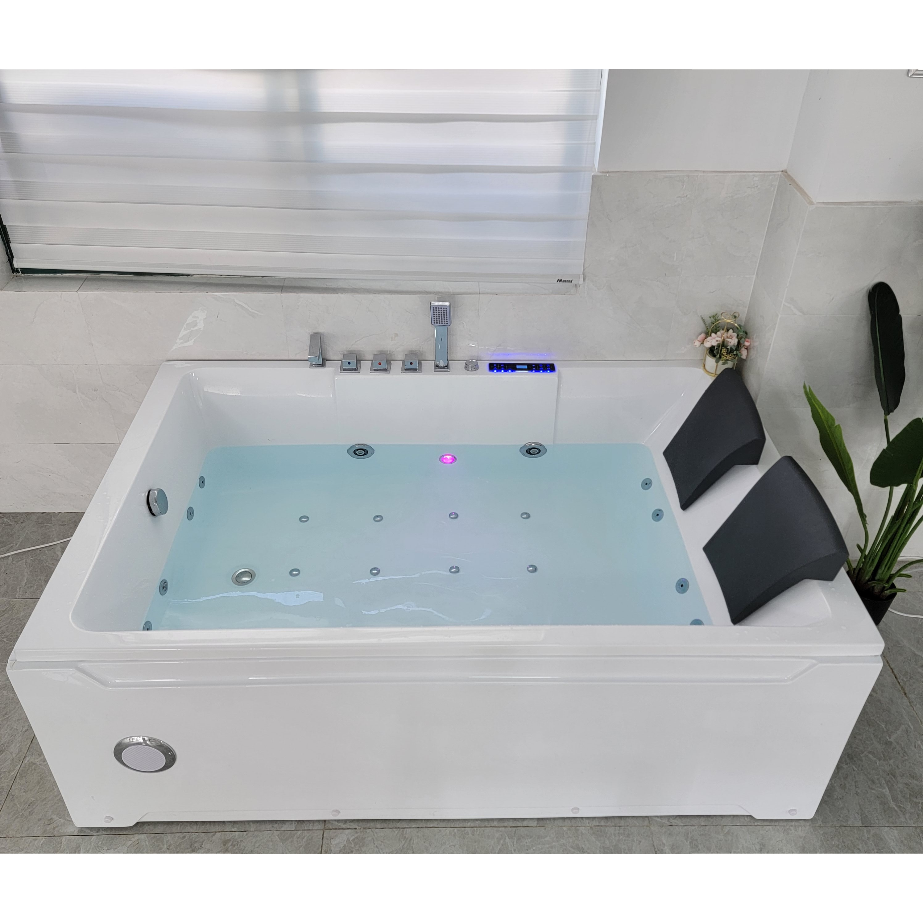 LED jets 2 person spa rectangle large space whirlpool massage bathtub with FM radio