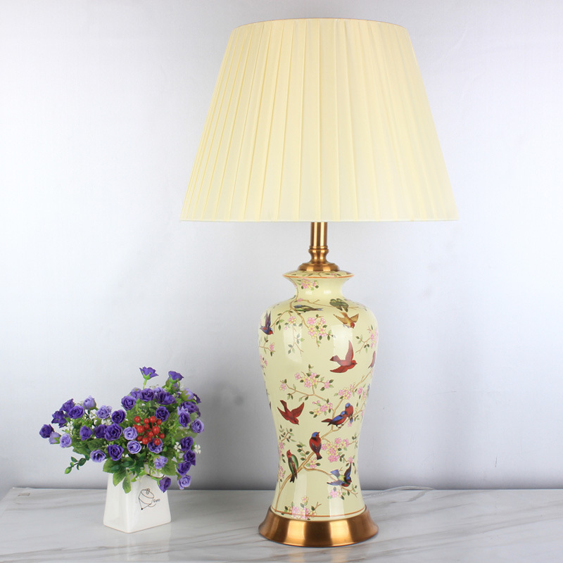 Oriental Light Craft Ceramic Vase Bird Flower Home Decor Hotel Lamp Table Lamp