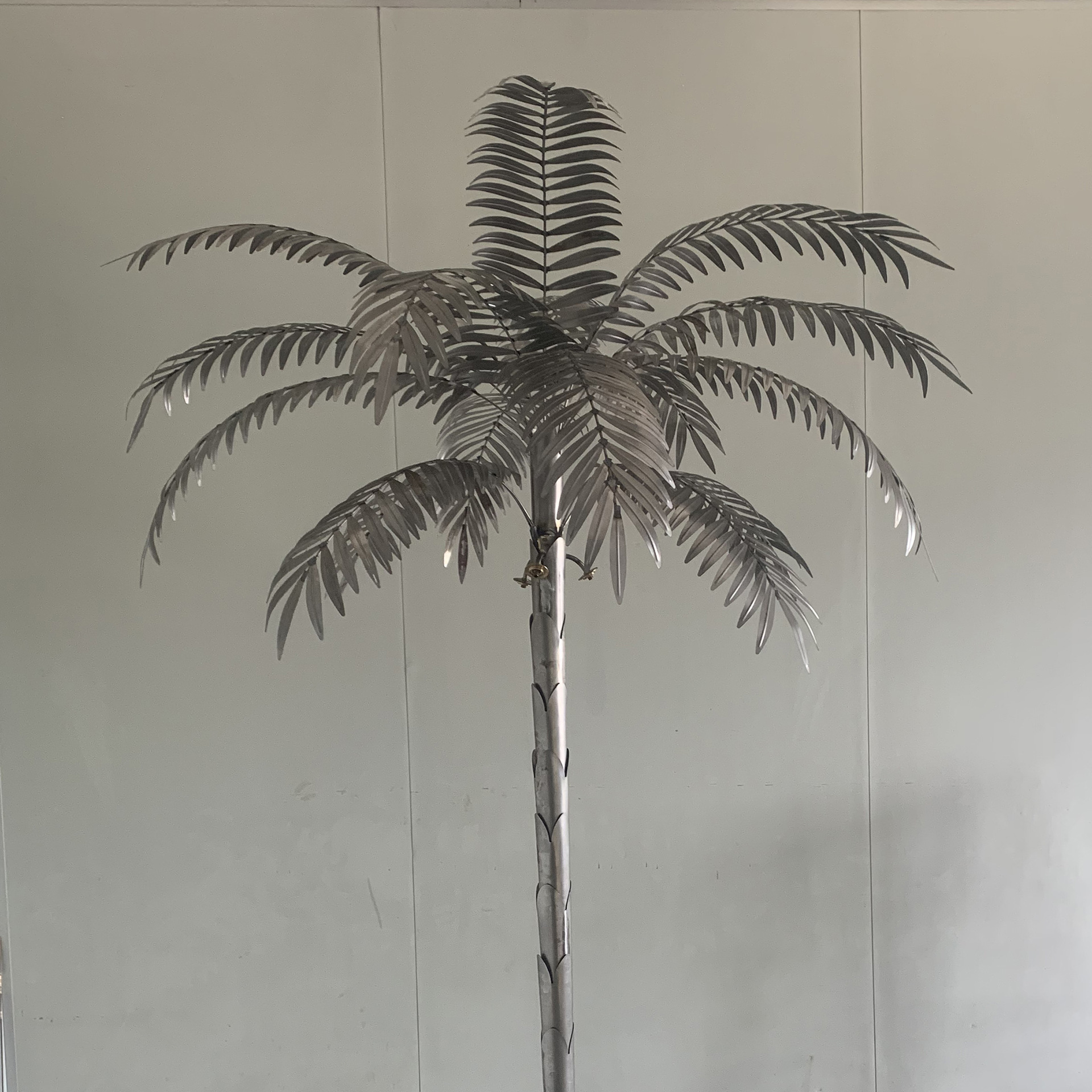 Pole Leaf Plant Art Design Gold Floor Standing Lamp Office Hotel Club Villa Coconut Tree Lifelike Glitter Iron Art Floor Lamp