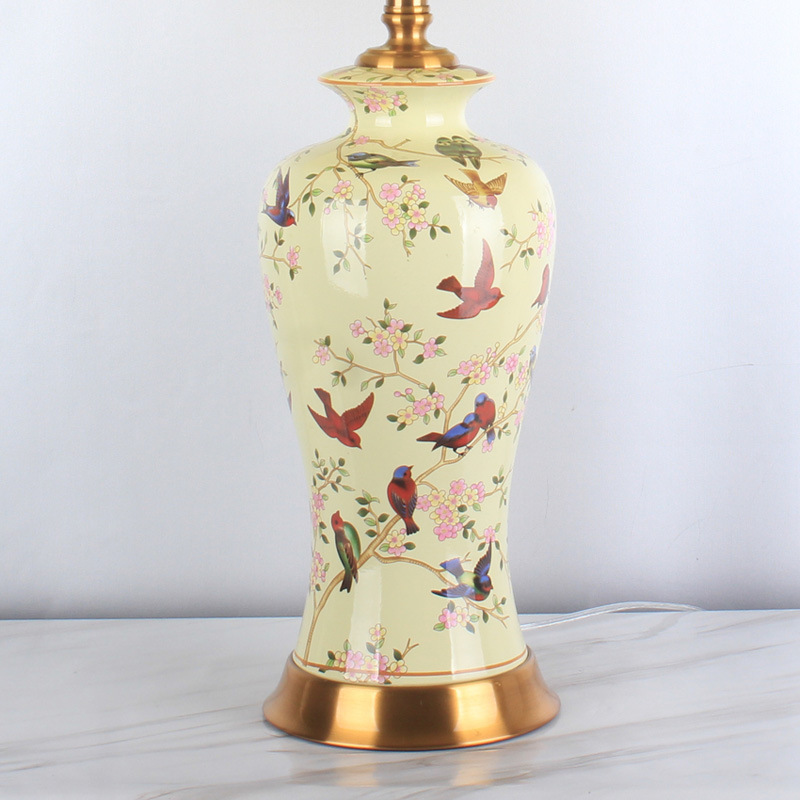 Oriental Light Craft Ceramic Vase Bird Flower Home Decor Hotel Lamp Table Lamp