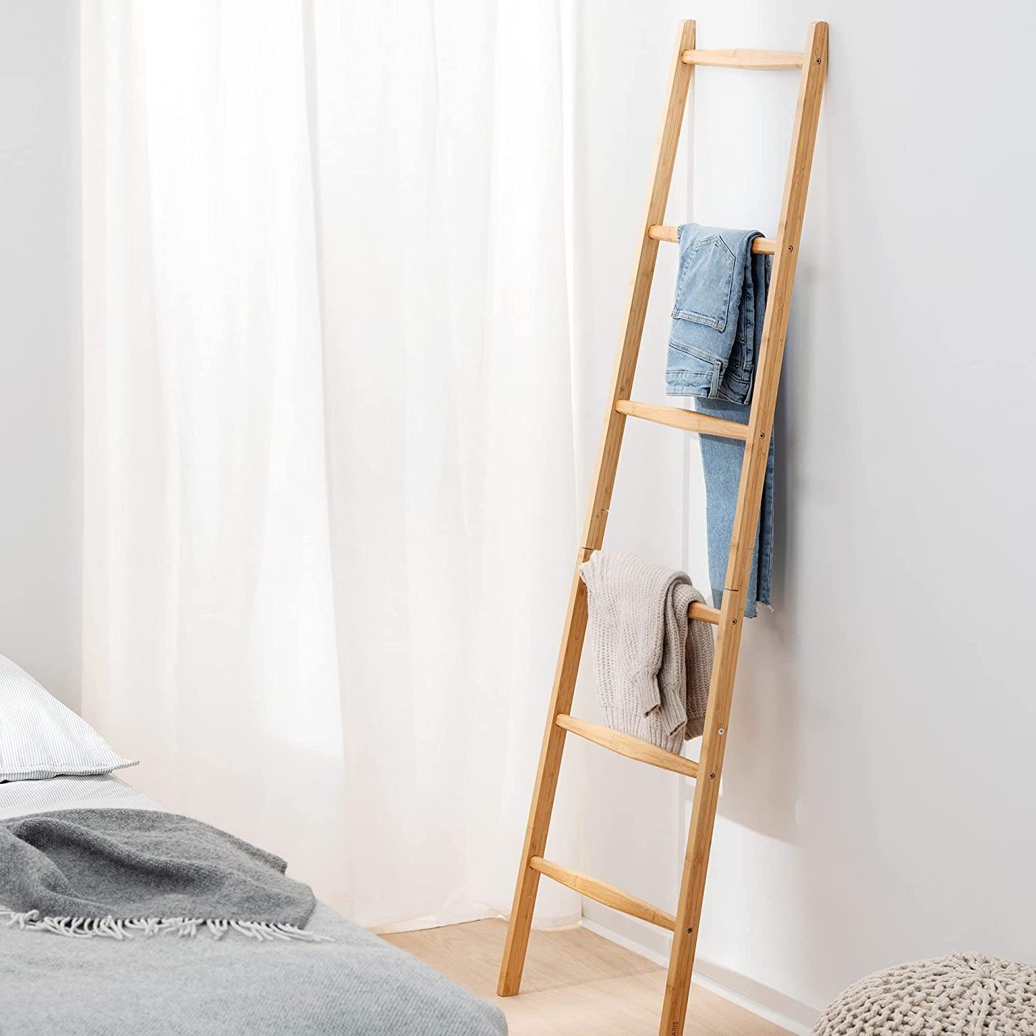 Decorative Bamboo Blanket Ladder Shelf for Living Room Bedroom Bathroom Home Decor Wooden Quilt Stand Towel Holder