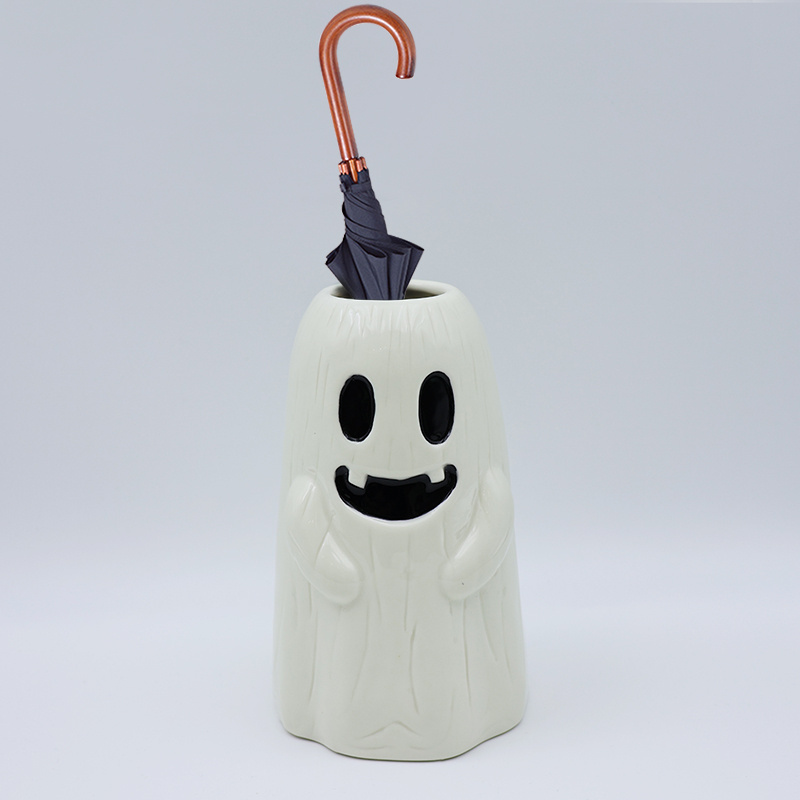 Custom factory wholesale white Halloween ghost shaped umbrella stand New ceramic umbrella holder for Nordic home decor