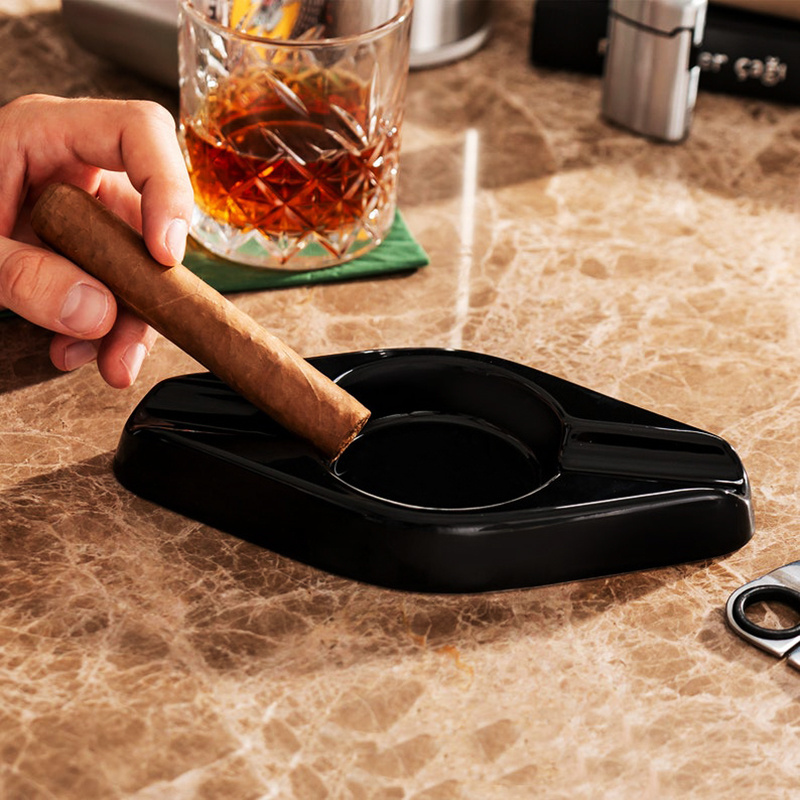 OEM custom logo luxury cigar tray accessories portable Ashtray  black two sided ceramic cigar ashtray gift