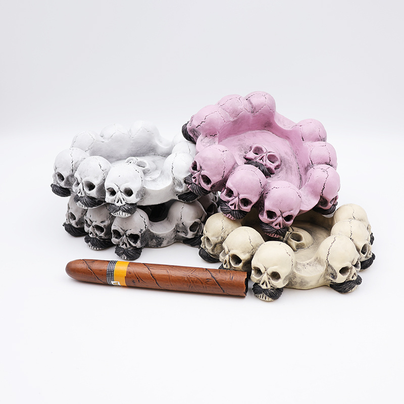 OEM wholesale interesting smoking accessories creative ash trays custom new with unique resin skull cigar ashtrays