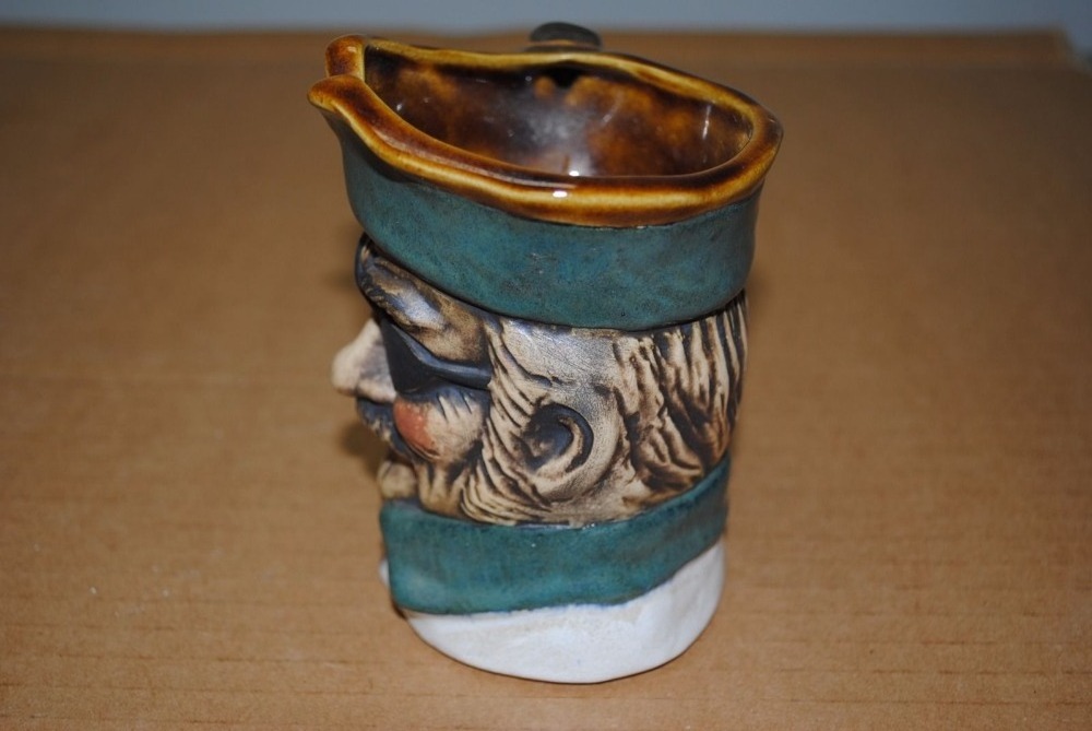 Custom Handmade Pirate Face Shaped Ceramic Pipe Coffee Mug