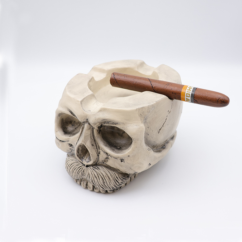 Logo custom unique design resin whiskers with skull cigar ashtray wholesale handmade ash tray smoking accessory