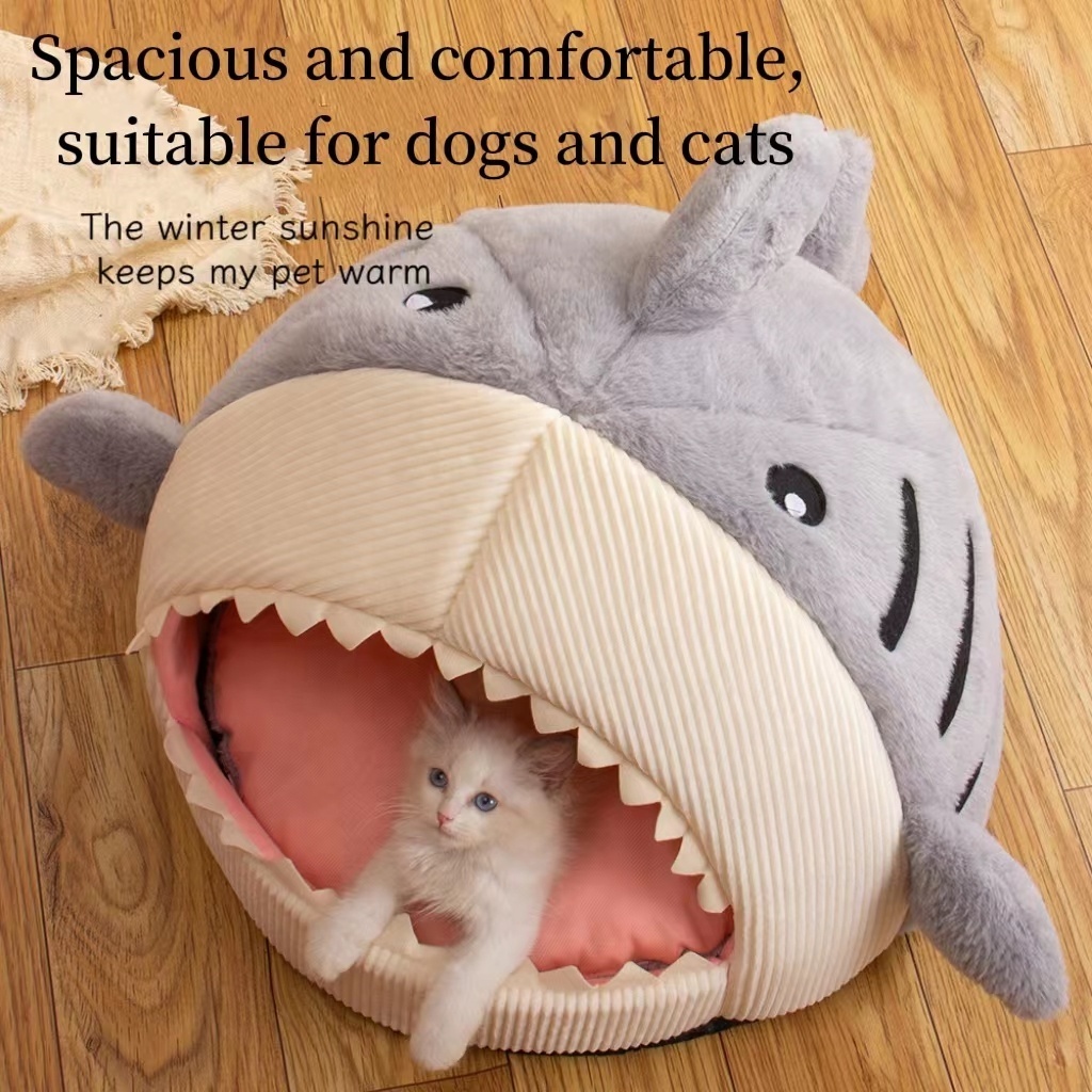 Hot Selling Winter Warm Pet Supplies Semi-Closed Round Plush Felt Shark Shaped Cat Bed