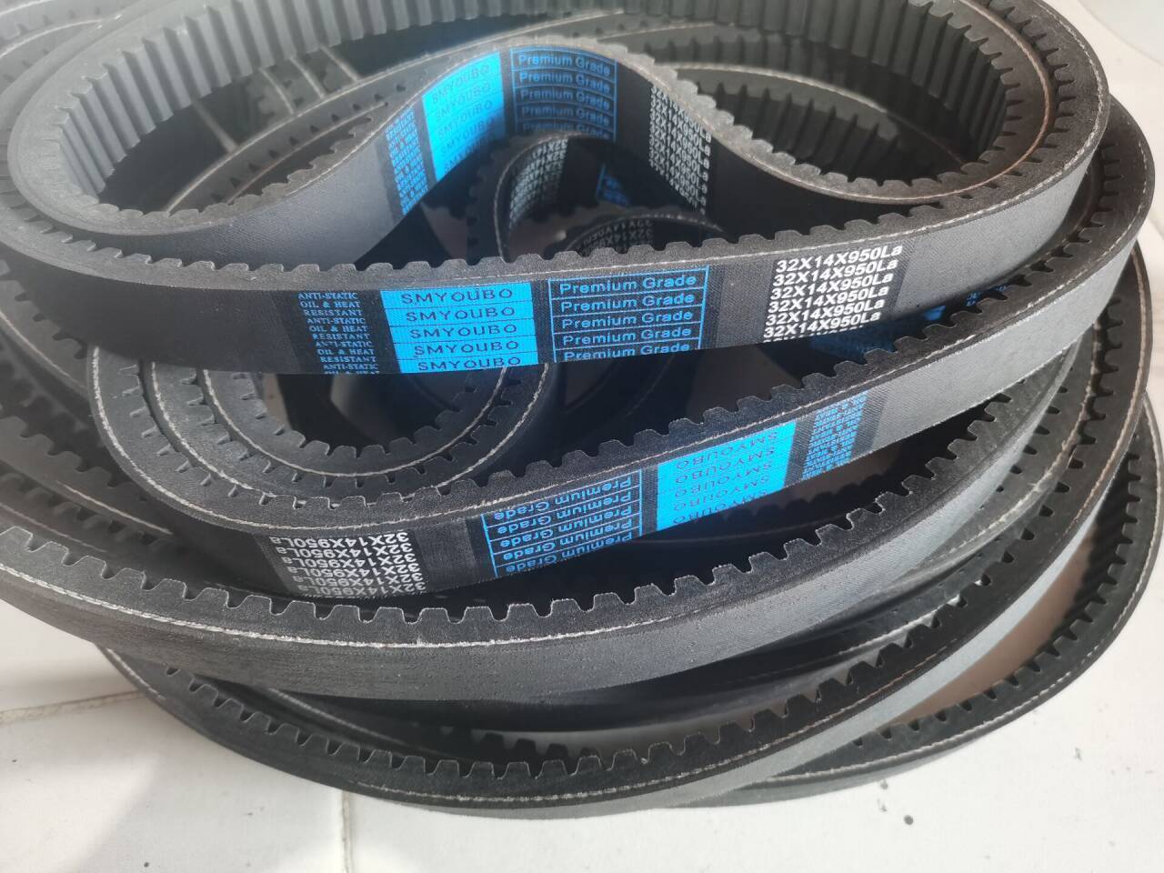 Factory price 1422V/1022V/1922V/2322V/2926V/4430V/4836V/6236V Variable speed belt for machine