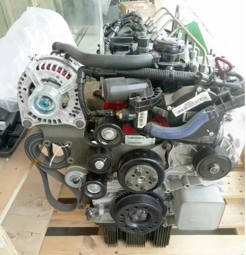 hot sale Multi-cylinder diesel assembly Isf 2.8 4 cylinder 80-120kw Diesel Engine for Cummins