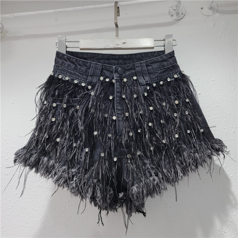 2024 High Quality Diamond Ostrich Feather Luxury Short Pants Fashion Designer Tassels Ladies Short Jeans