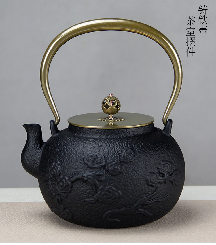 China gold filter home health care boiling water red black cast iron tea pot