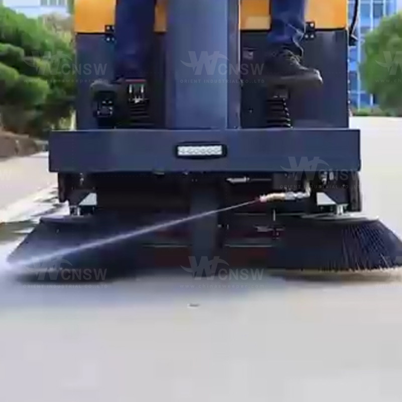 OR-C1150 water spray street vacuum dust floor sweeper equipment with brush and motor