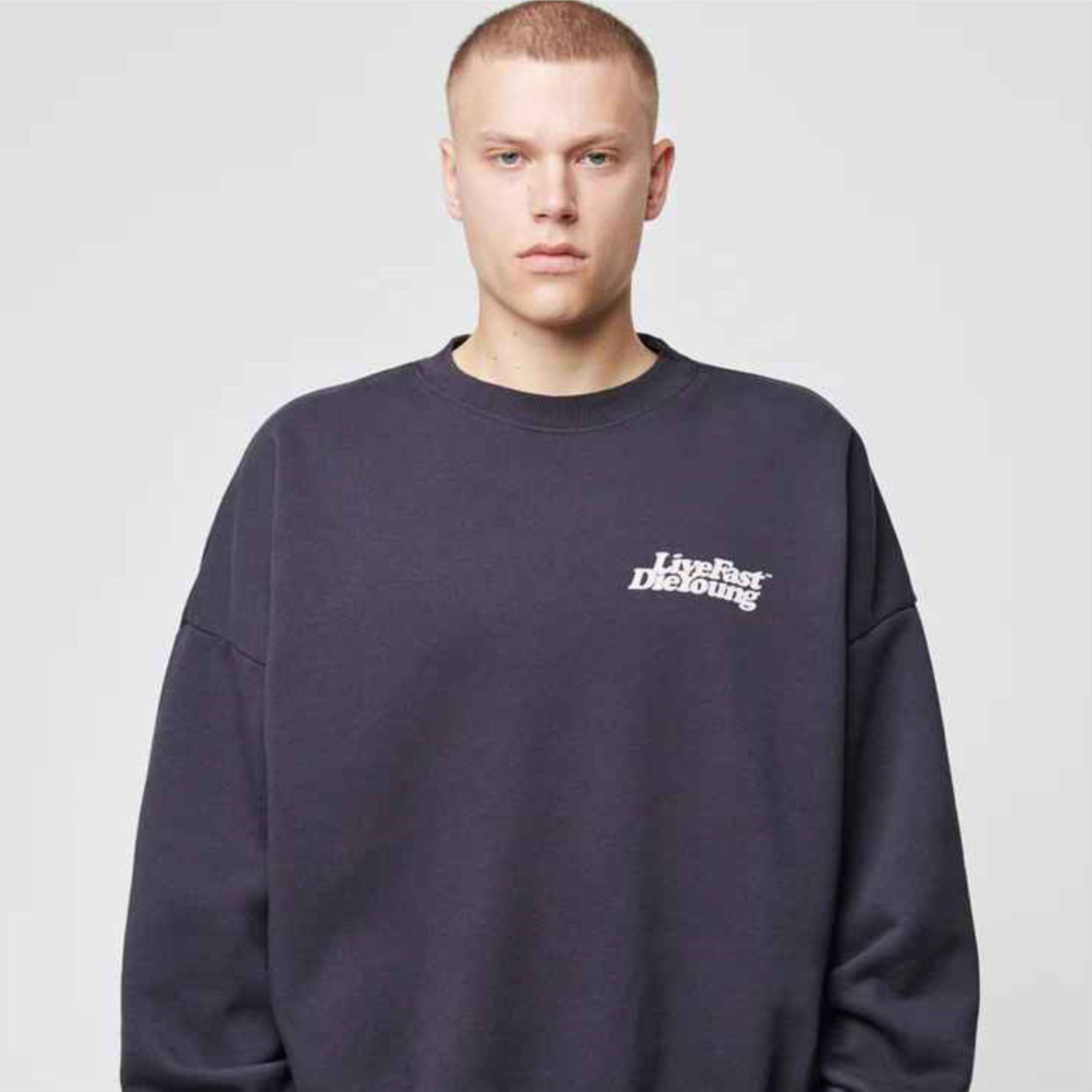 High Quality Fashion Super Comfortable Men's Pullover Casual Loose Crew Neck Sweater Long Sleeve Oversize Sweater