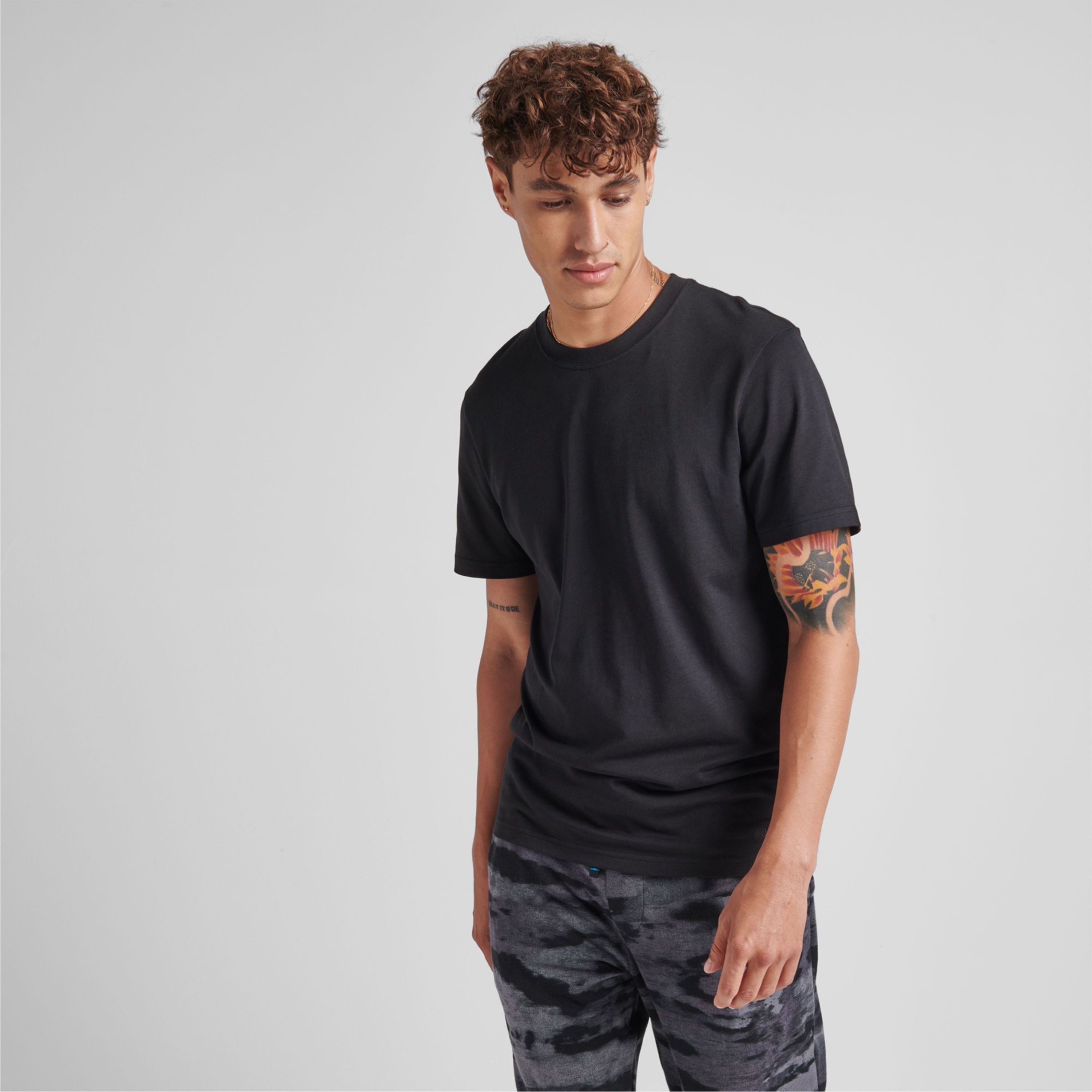 Men's Regular Fit Crewneck Bamboo T Shirt made with breathable soft bamboo viscose fabrics with printing logos and private tags