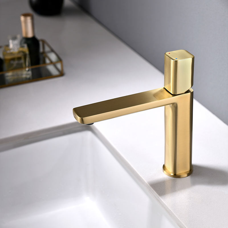 High Quality Contemporary Style Brass Basin Single Handle Metering Faucet