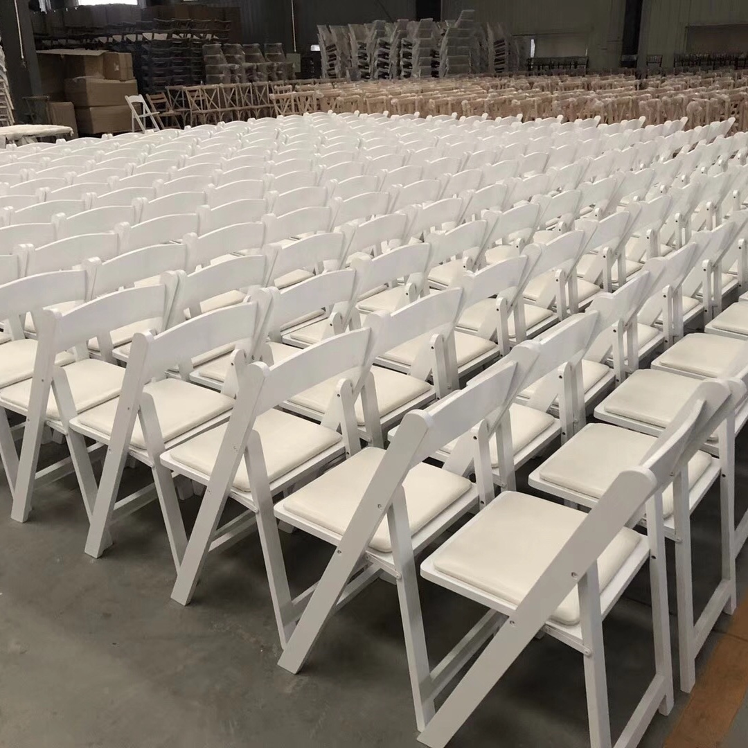 Party Wedding Indoor Outdoor garden hotel Events Banquet Reception Plastic Wimbledon White Resin Folding Chair Stackable