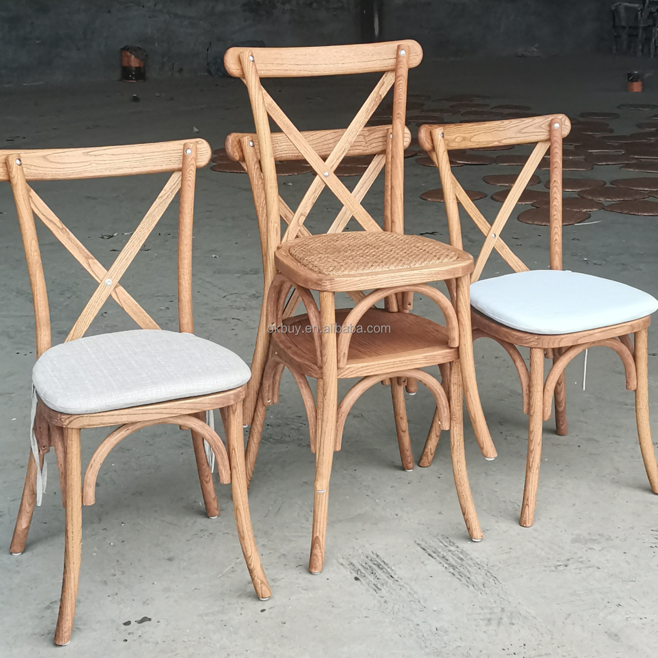 wholesale stackable hotel banquet restaurant outdoor wedding party hall bentwood solid wood dining cross back chairs with rattan