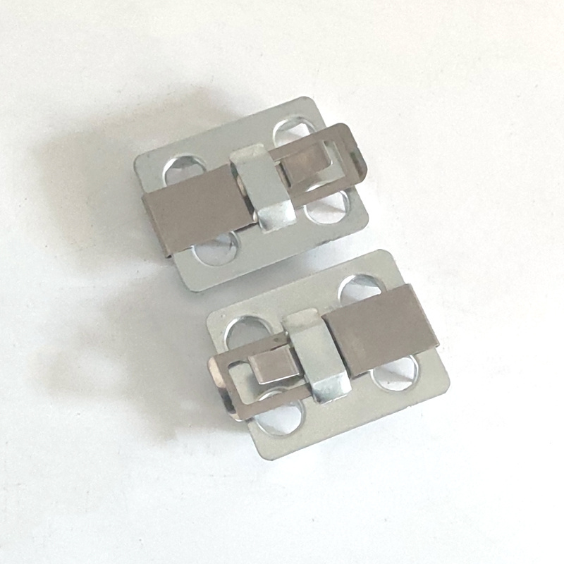 Wholesale factory made custom steel belt box shrapnel metal clips for wooden case box spring latch