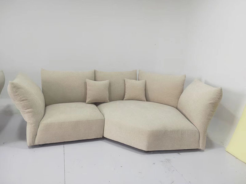 Italian minimalism style elegance Petal-shaped large-sized sofa  high quality white couch for home living room  luxury sofa set