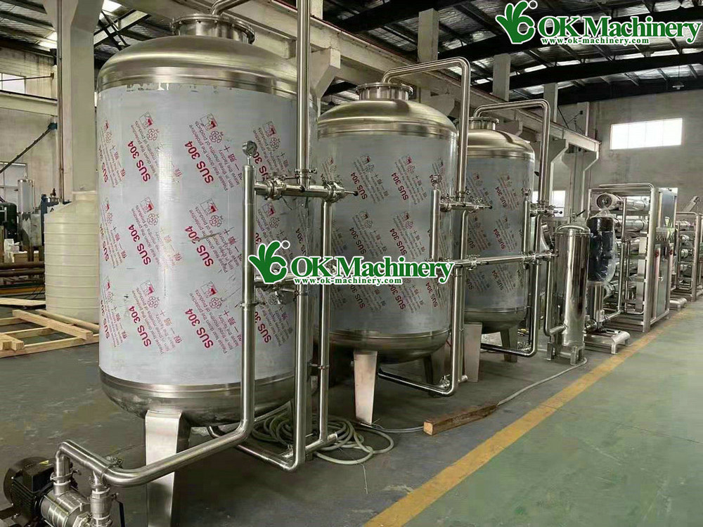 Auto 14 Nozzles Window Surface Cleaner Agent Filling Machine Gallon Bottle Windshield Wiper Fluid Production Line