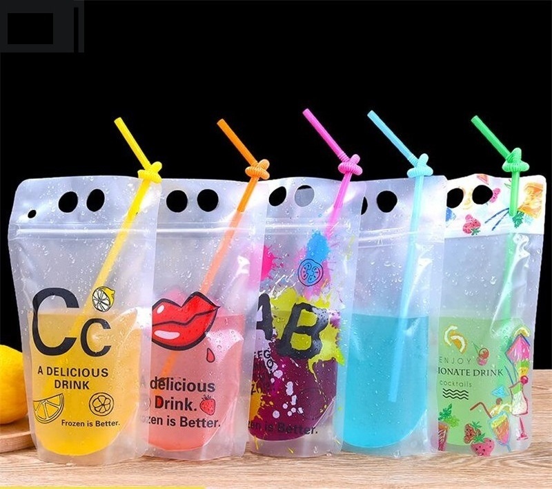 Drink Pouches with Straw Smoothie Bags Juice Pouches, Heavy Duty Hand-Held Translucent Reclosable Ice Drink Pouches Bag