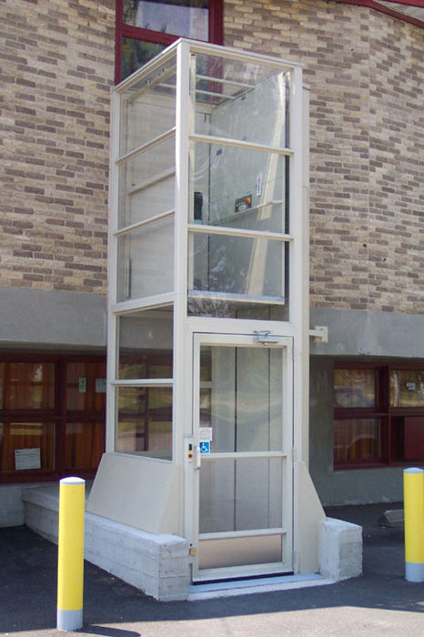 Outdoor/Indoor hydraulic wheelchair Lifts  lifting platform  for disabled