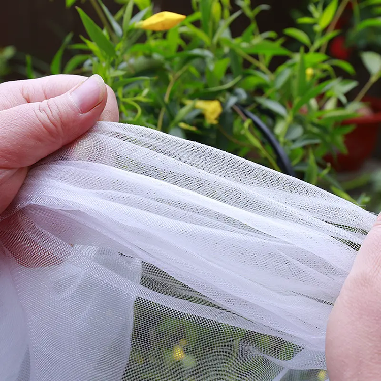 Wholesale HDPE UV resistant 40 mesh 50mesh Insect net for greenhouse vegetables fruit protection