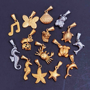 Wholesale Sea Starfish Seahorse Charm 18k Gold Jewelry Custom Pendant Stainless Steel Bohemian Beach Turtle Conch Shell Pendant