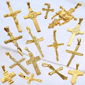 Wholesale 14k 18k gold plated stainless steel christian religious jesus charm crucifix cross pendant for women men